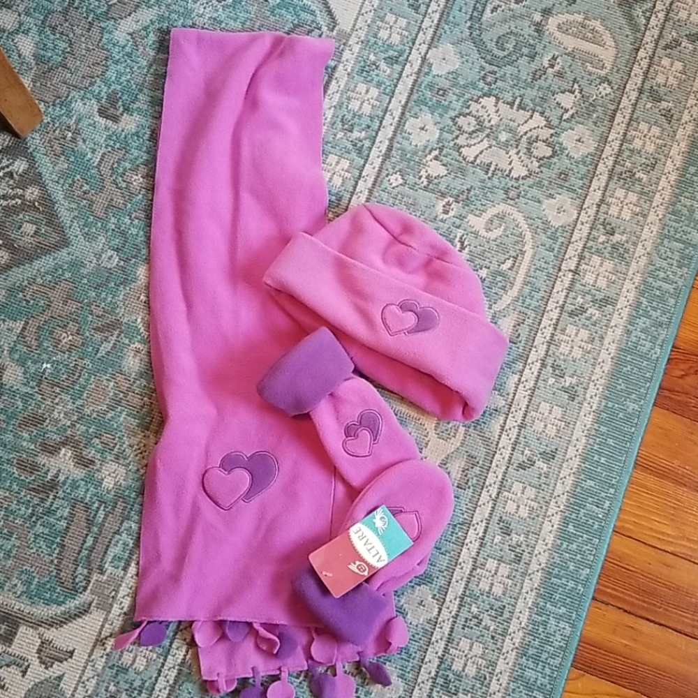 Hat and scarf set